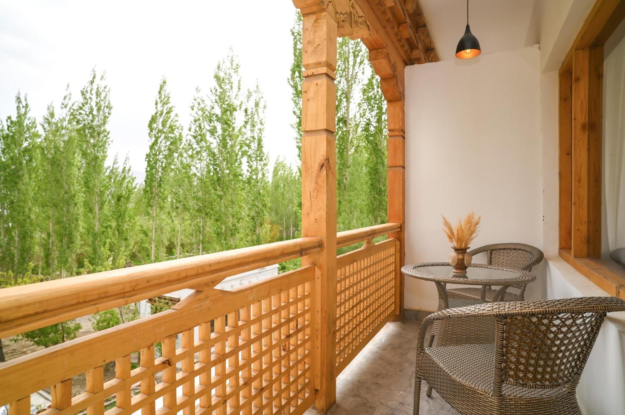 Hotel Ladakh Hills Leh Exterior photo