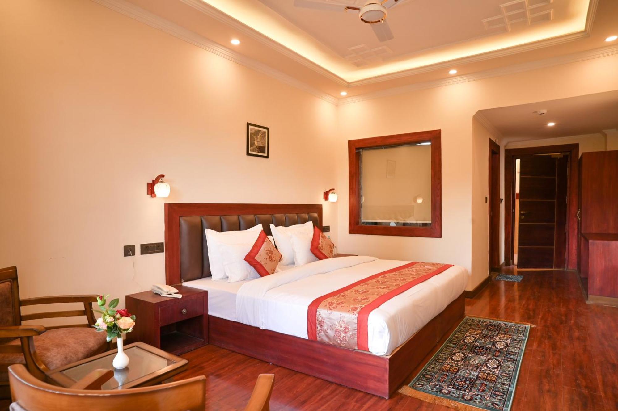 Hotel Ladakh Hills Leh Exterior photo